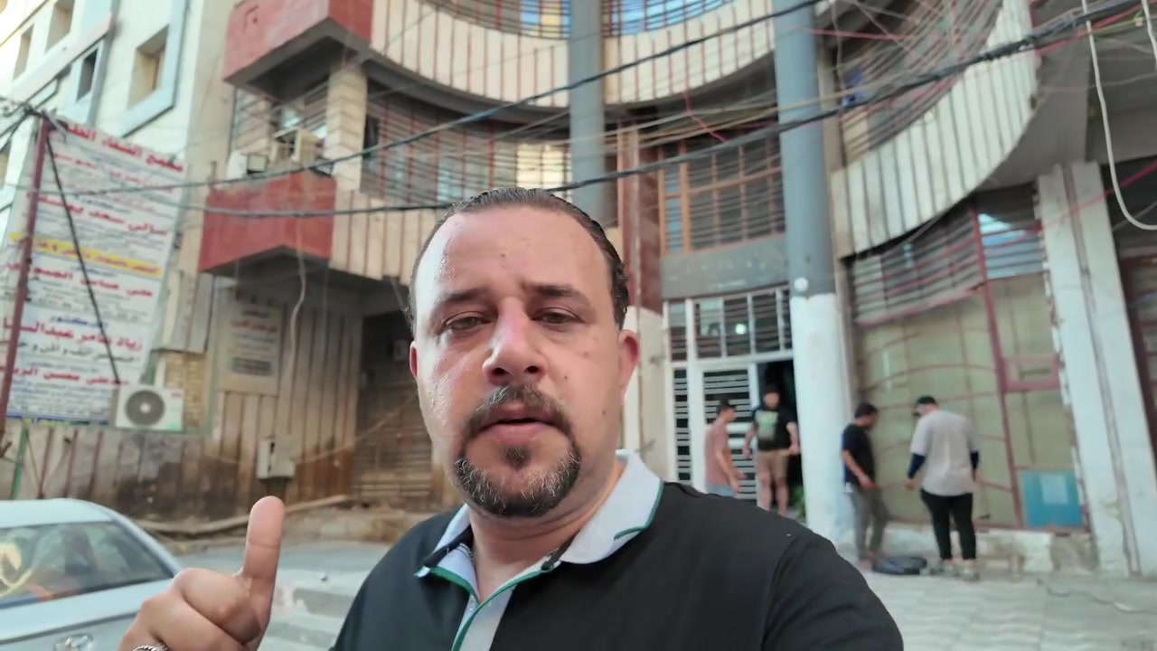 للبيع بناية ٣٤١ واجهه ١٥ 

سعر المتر ٥ مليون

للتواصل ***********

