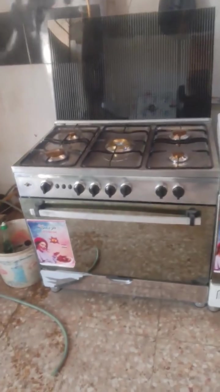 طباخ كريازي شرط الفحص 225وبيه مجال وطباخ البيض 125وطباخ فريش 160مغربه ***********
