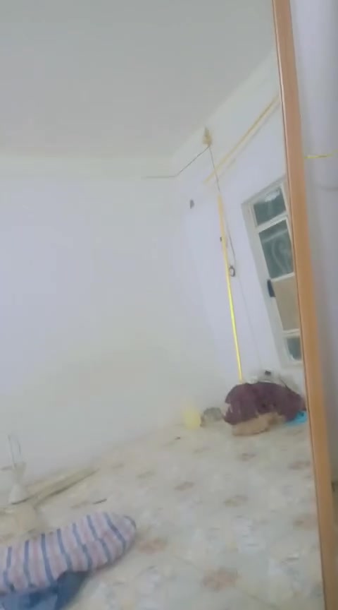 السلام عليكم شباب اثاث مال بيت كامل جميع الاثاث للبيع الاستفسار ***********واتساب فقط غير متواجد على الخاص
