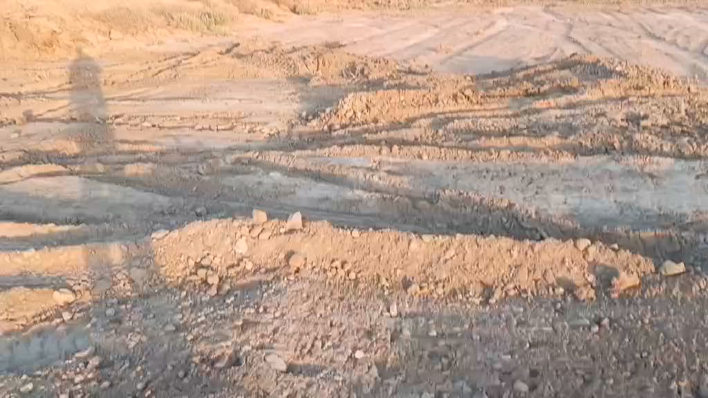 دونمين للبيع طريق سوق فضليه قريب ع غسل الاصفر قريبات ع شارع العام سعر ٢٦
***********
