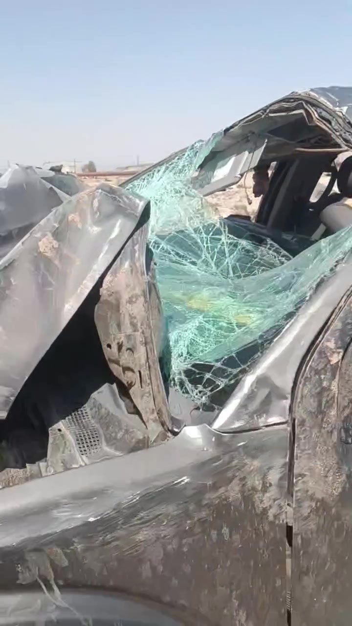 سلام عليكم 
عندي نيسان بابندر للبيع مع الرقم السعر 35 ورقه السياره موجوده بالبصره الزبير حي سكني البترو كيمياويات 
وهذا رقمي ***********
