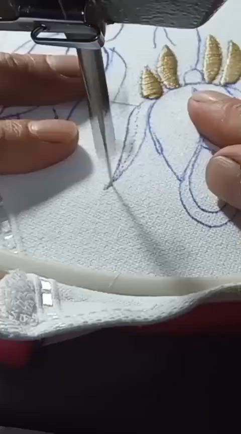 مكينه طراز رجالي ضخمه السعر ١٠٠وبيه مجال بصيط سوك الشيوخ حي العسكري شارع الاطفاء


**إذا كنت صاحب هذا الإعلان وتريد حذفه لأي سبب، رجاءا أرسل رسالة إلى الدعم الفني**