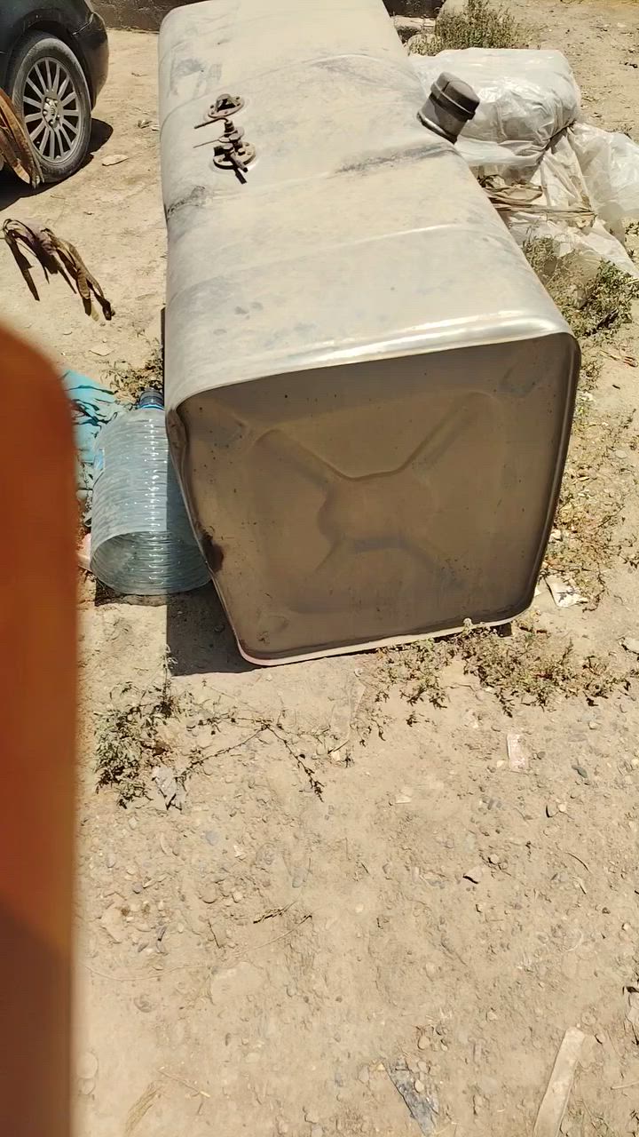 تانكي للبيع سل ستيل مكانه بغداد يرهم لنفط وغيره وغيره
ب ٢٥٠ وبي مجال ثقيل
تفاصيله مذكوره كله داخل فيديو
٦٠٠ لتر ياخذ
للاستفسار الاتصال على ***********
او واتساب على ***********
