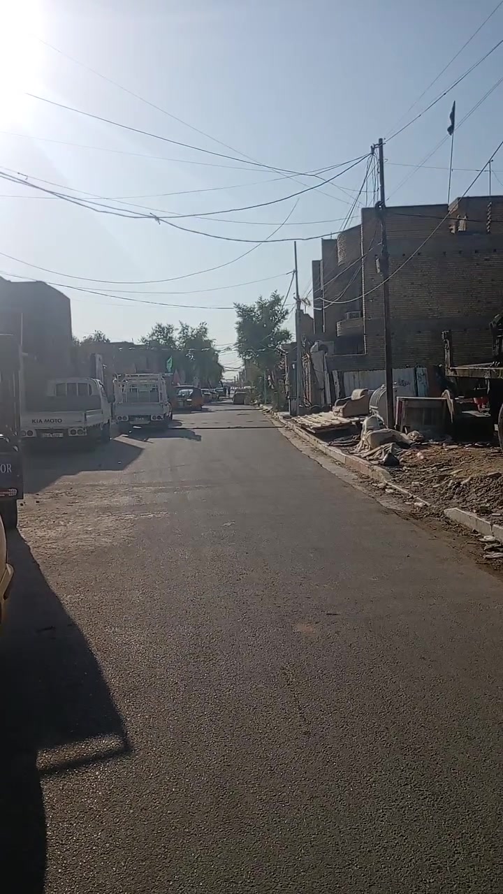 سلام عليكم ورحمة الله وبركاته بيت بشيشان ركن ع شارع ٥٠ م تجاوز بصفحه ابو حطاب الدلال يحتوي على إستقبال وغرفتين وملحقات خدمات كامله تبليط مي مجاري ومنطقه تخبل السوك بصفك والمدارس بصفك السعر ٢٧ وبي مجال رقم الهاتف ***********
