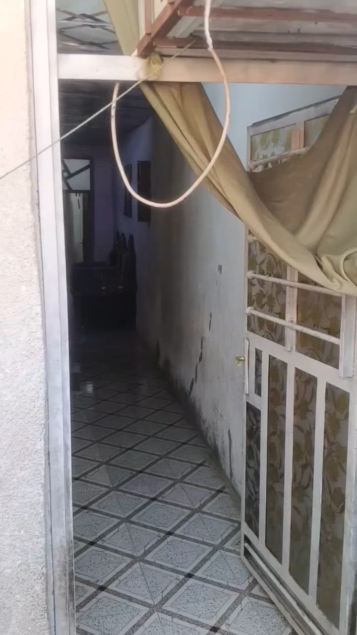 دار واقع حال للبيع كما واضح في الفيديو الزعفرانية شارع الكهرباء الفرع المقابيل مكواه الامير 
***********

