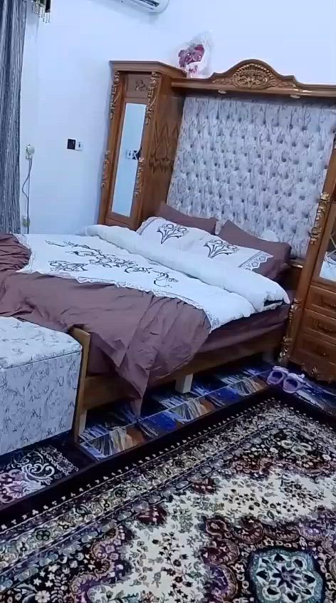للبيع غرفة نوم خشب تكمة ثقيل - بحالة الجديد

غرفة كاملة اشتريتها قبل سنة بـ 3 مليون  
استخدام خفيف كلش، بعدها جديدة ونظيفة 100%  
خشب تكمة قوي، مو MDF ولا صاج 

البيع بسبب الحاجة | السعر: مجال للشراي  
اللي يريد صور وتفاصيل يدزلي خاص واتس ***********
