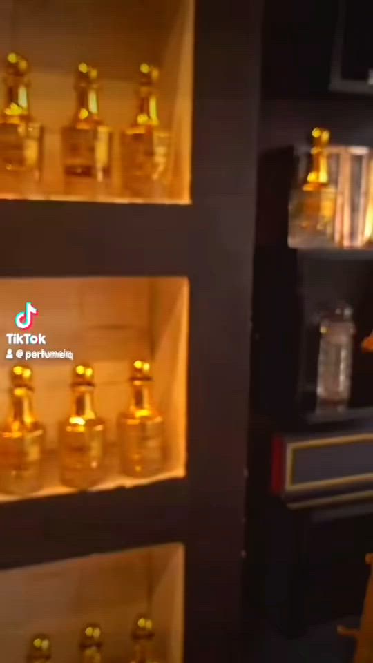 ✨العطر هو الإكسسوار الخفي الذي يترك انطباعاً لا يُنسى، "قصيدة تُشَمّ"، وبصمة تعكس شخصيتك قبل أن تتكلم✨💐🌹  #fayrouza_perfumes #منطقة_المعلمين #توصيل_بغداد #تعطير_السيارة #عطور_مركزة #ديكور_منزلي #بغداد #اناقة


**إذا كنت صاحب هذا الإعلان وتريد حذفه لأي سبب، رجاءا أرسل رسالة إلى الدعم الفني**