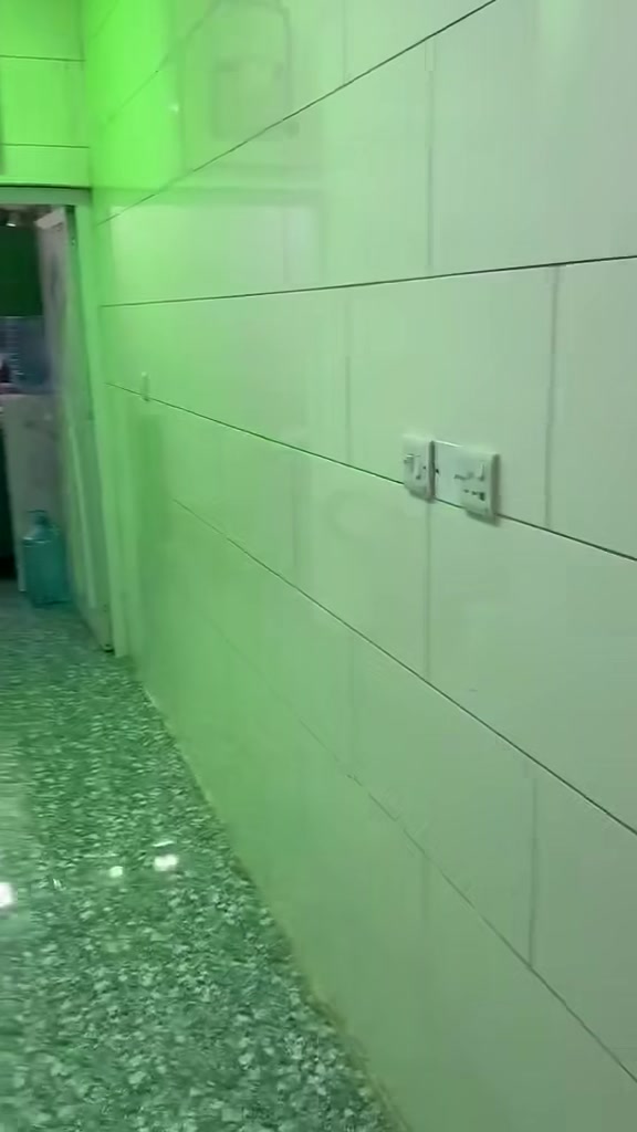 يعلن مكتب ركن الباديه للالعقارات عن بيع دار مساحه 40 متر الموقع بغداد الجديده شارع المسبح خلف جامع ذات النطاقين الاستفسار الاتصال على الرقم *********** واتساب مكتب ركن الباديه للالعقارات

