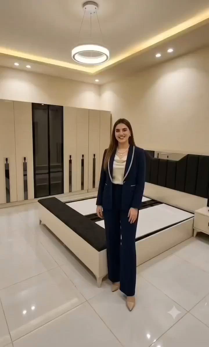 غرفة نوم تركي ٩ قطع نظيفه جدا

***********
