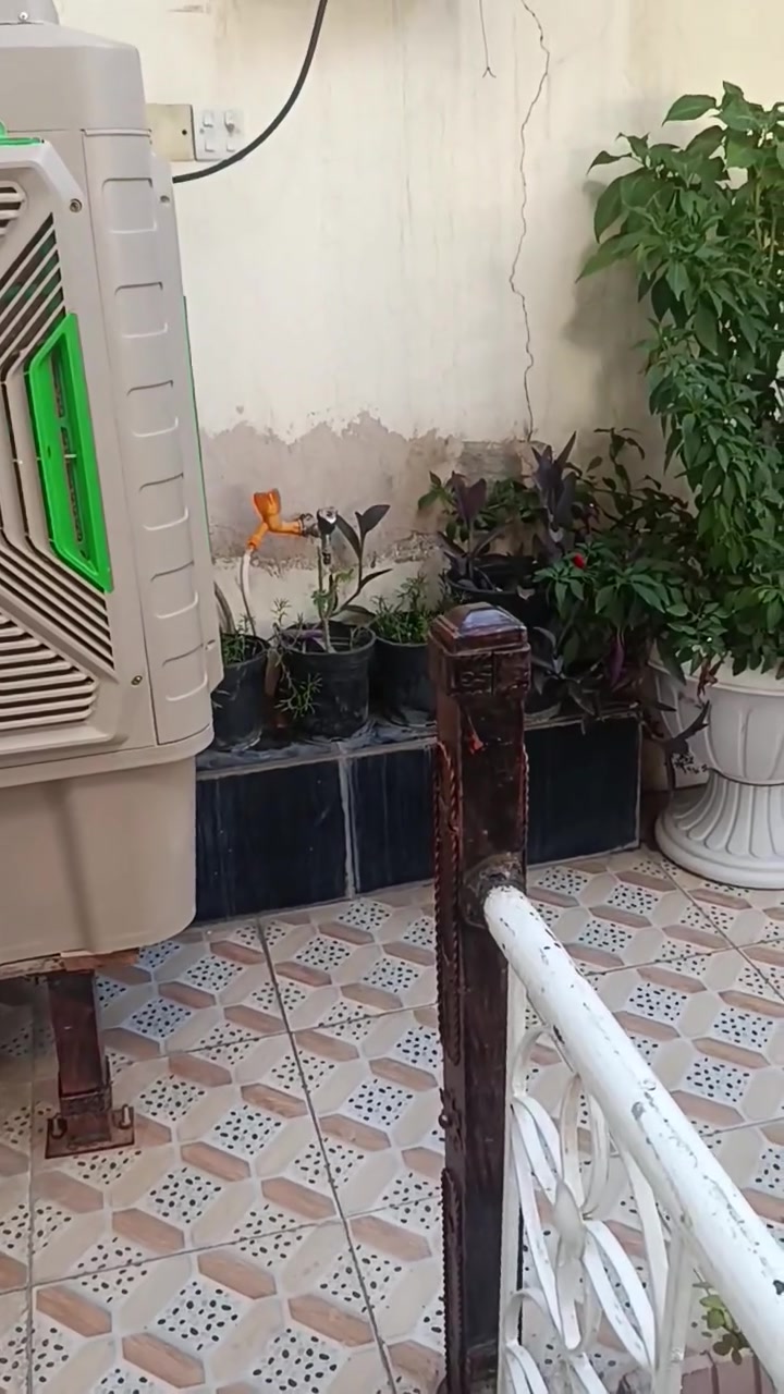كمفيره حجم ٧٠ جديده كسر كارتون ما مستعمله للبيع سبب البيع لضيق المكان لمشاهدة ذلك في الفيديو السعر ٣٥٠ وبيها مجال قليل العنوان بعقوبة التحرير للأستفسار على الرقم ***********
