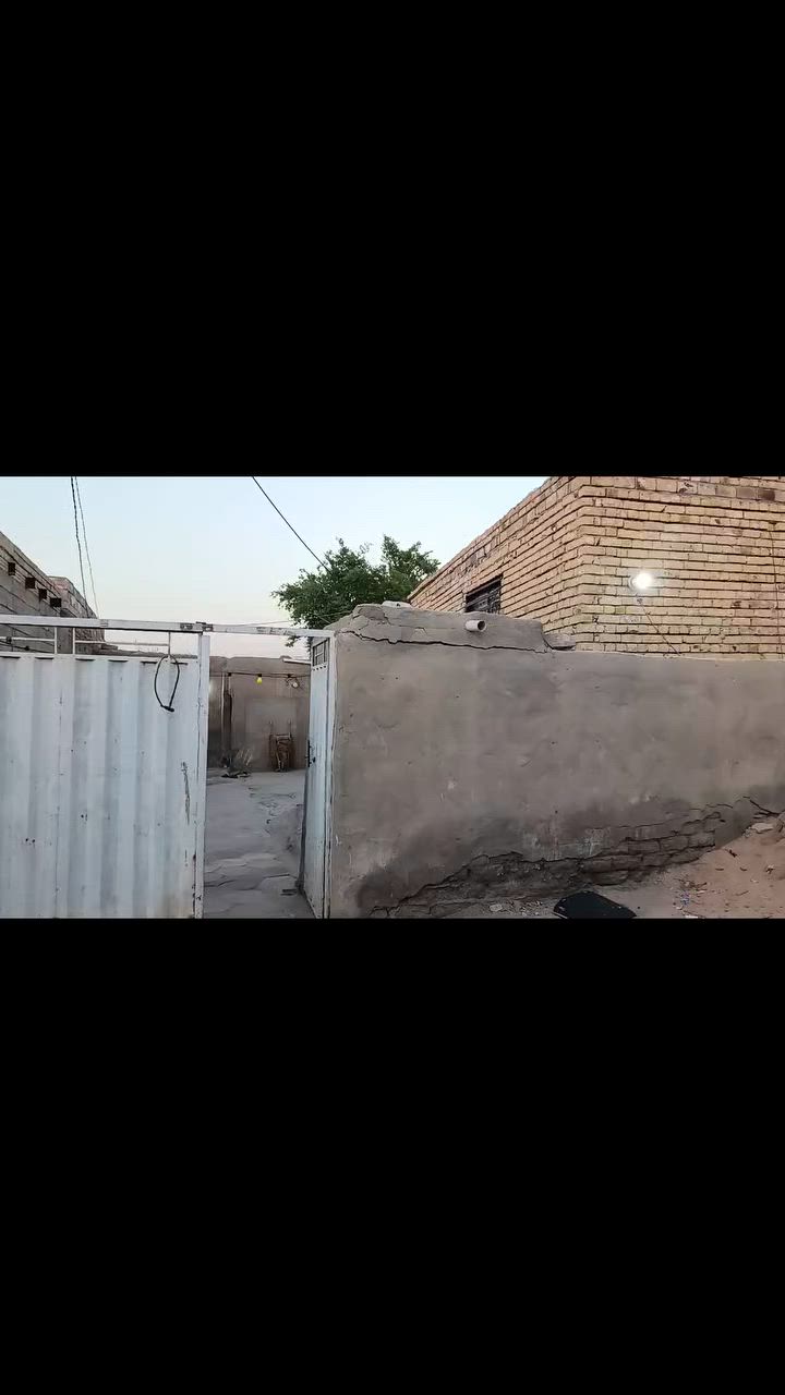 يالله
سعره كلش مناسب 25 مليون وبيه مجال 
بيت لبيع 240متر
بالكوفه بالبراكيه شارع المعمل مقابيل مدرسة الازدهار لبنات

البناء ابلوك والاساس والسقف طابوق
يحتوي على ٢غرف نوم واستقبال وصاله ومطبخ
الاستفسار الاتصال على الرقم
***********
***********
او مراجعة مكتب حيدر الزبيدي للعقار والمقاولات العامه عنوان المكتب بشارع المعمل قرب مدرسة الازدهار لبنات
