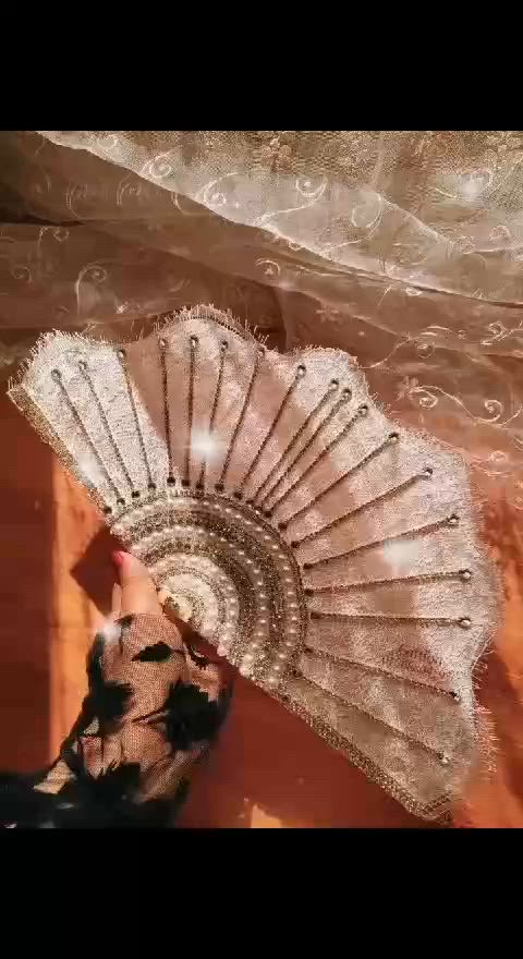 مروحه العروسه 👰
من NerooGalery 💖
من اهم  حاجه ف باكدج العروسه 👰متوفره بكل  التصميم ♥️❄️
وبأسعار فوق الخيال ♥️
عاملين عروض وخصومااااات للعرايس
مروحه بسعر الجمله 
ابعتلنا رساله وسيبي الباقي علينا 
📩♥️
او التواصل والاستفسار واتساب📞01287138255
صنع بكل حب ♥️♥️♥️♥️♥️


**إذا كنت صاحب هذا الإعلان وتريد حذفه لأي سبب، رجاءا أرسل رسالة إلى الدعم الفني**