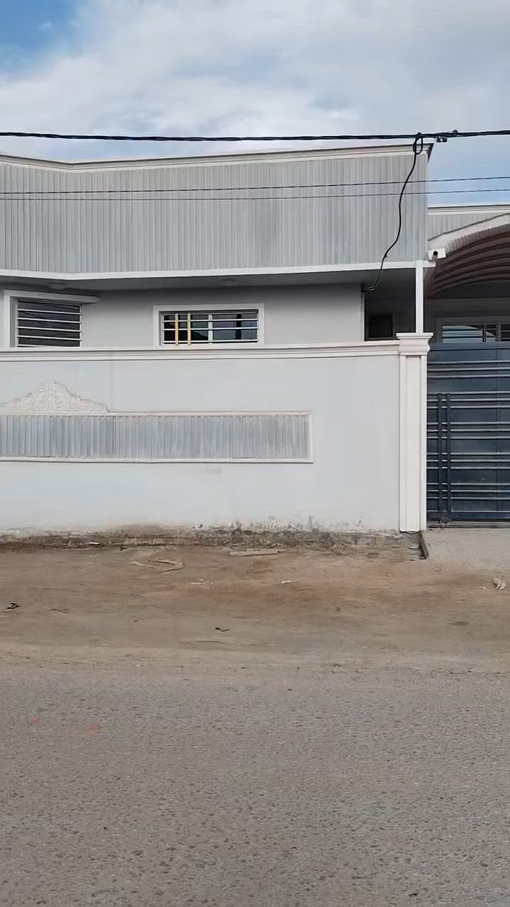 🏠 بيت للبيع
إذ مرواس قطعه اوبيت يرهم حسب القناعه
📐 المساحة: 140 متر
📑 طابو زراعي سند 25 قريب إقرار محكمة
✨ البيت غير مسكون وجاهز للسكن
🔹 يحتوي على:
مطبخ
استقبال
غرفتين نوم
صحيات داخلية وخارجية
صب مسلح
📍 الموقع: كربلاء – قضاء الحسينية – منطقة الشاهر
🚗 يبعد عن شارع بغداد  500 متر
✅ كافة الخدمات متوفرة
📞 للاستفسار الاتصال: ***********
📲 وتساب متوفر
#بغداد_بصره_ناصريه

