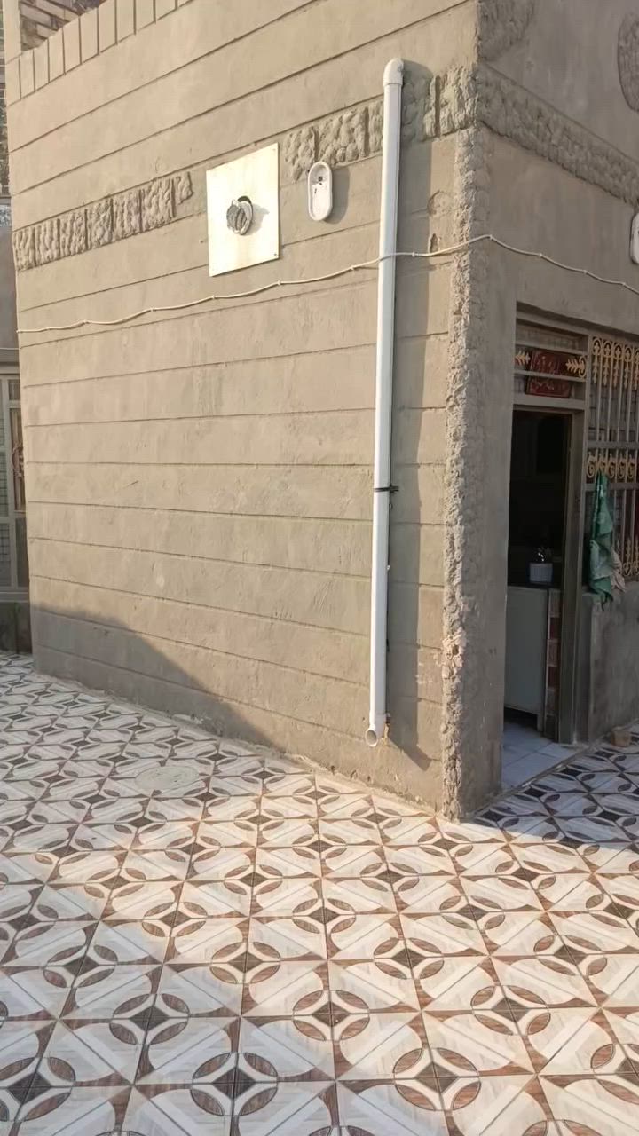 للبيع
بيت زراعي سند٢٥ 
مرقم بلديه  المساحه ٢٠٠ م
البناء طابوك ارضيه كونكريت سكف عكاده 
الموقع مدخل المدينه مجاورمظيف البولاني يبعد عن الشارع العام 
١٥٠ متر 
غرفه صاله مطبخ براني حمام داخلي مجمع صحي خارجي 
مع ساحه وكراج سياره 
متوفر كافه الخدمات 
للاستفسار
***********
***********واتس 
او مراجعه المكتب مكتب احمد النبهاني / عبدالله
