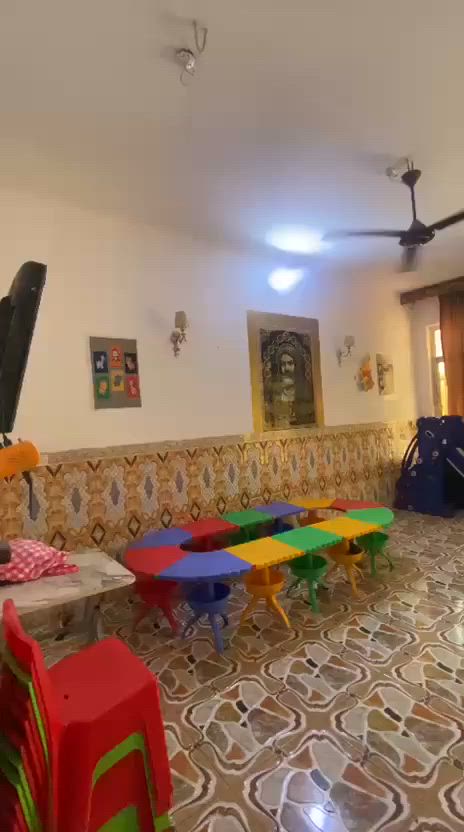 سلام عليكم غراض روضة للبيع نظيفات الي يريد يفتح مشروع ويفكر بمشروع يكدر يبدي بيهن 
للتواصل والاستفسار واتس اب فقط ***********
