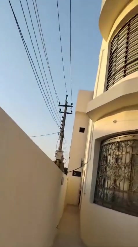 اللهم صلي على محمد وآل محمد 🌺
بيت مساحته 240 متر 
عنوان محيزم 2 
سعره 265 بيت ركن 🌺
الاستفسار الاتصال على الرقم التالي 🌺
***********
