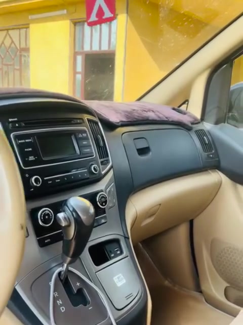 السلام عليكم 
ستاريكس 21 اصل مجول فول مواصفات كفاله عامه قفل سرعه شاشه تبريد  كراسي متحركه للبيع السعر 3 شدات وبيها مجال حك الجيه  
الرقم /***********
 ***********
