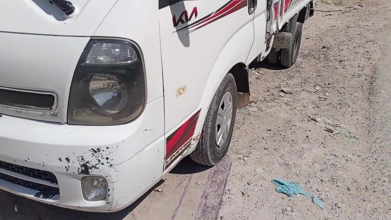 السلام عليكم عندي كيه عموشه 2015 رقم بابل جاهزة من كلشي فقط يرادلهه كمبيريسر مال تبريد ضعيف ويرادلهه تلكيطات اخياسات بس قليل بيهه ومبدل عينه وصنيه مال اكلج وجانت اتنقص عندي بدلت رنكات فقط تخم تاير امامي خلفي جديد صدر امامي خلفي جديد قبل يومين كملتهن سياره خير من الله تجي شوف وبيك خير ودلل السياره معروضه سعر 95 ورقه مكان السياره محموديه ناحيه رشيد قرب حوالي المحموديه هاذه رقم صاحب السياره ***********
