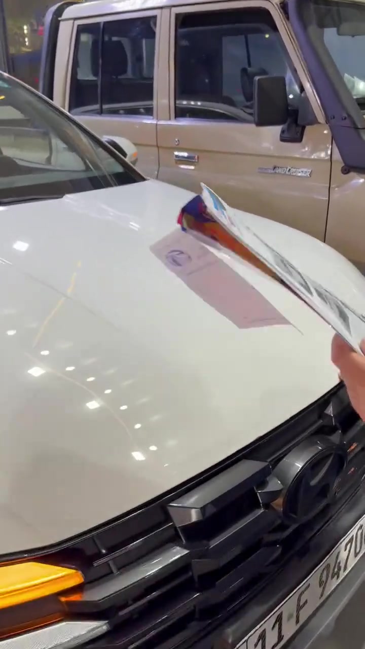 🚘🔥 توسان موديل 2025 📅 الخميس | 23/07/2026 ✨ جميع التفاصيل والمواصفات موضحة داخل الفيديو. 📞 للاستفسار: ☎ 6322 ☎ *********** ☎ *********** ☎ *********** ☎ *********** ☎ *********** ☎ *********** #العراق #BYD #هايبر #اكسبلور #النترا #fyp #بغداد #محافظات_العراق #كاس_العالم #سيارات_العراق #تويوتا #أفالون #سبورتج #لانكروزر #سيارات_فخمة #Hybrid #تاهو #Avalon #Toyota #سيارات
