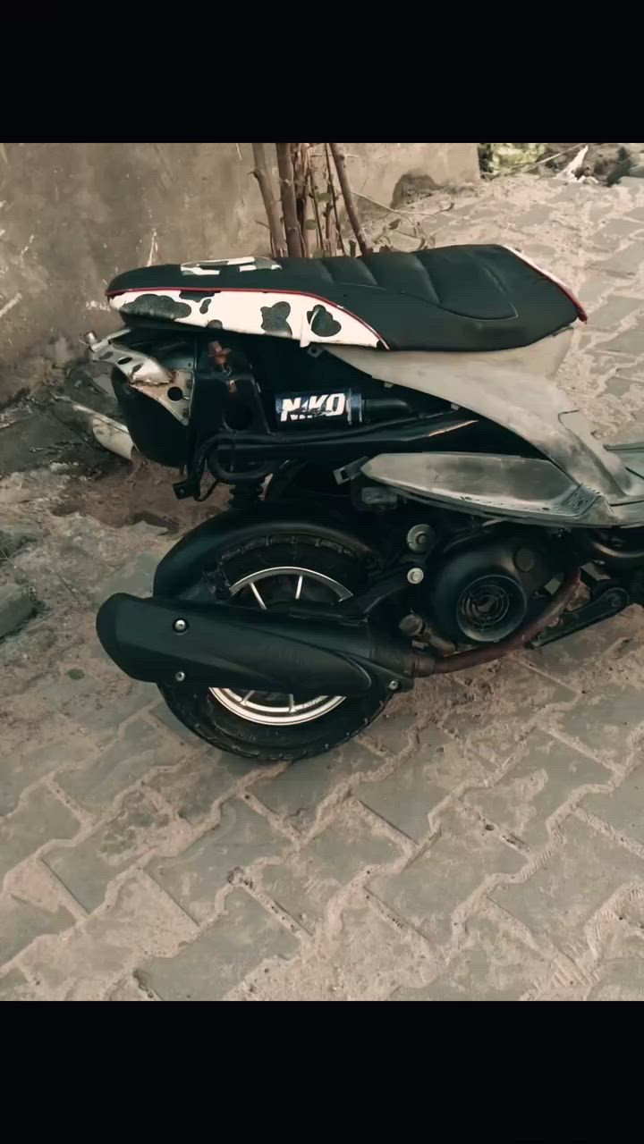 دراجه ماكس قجمه مامفتوحه   مابيها حصر طفت بيه   كلشي شغال بيه سعر 400 وبيه مجال مكان بني منصور


**إذا كنت صاحب هذا الإعلان وتريد حذفه لأي سبب، رجاءا أرسل رسالة إلى الدعم الفني**