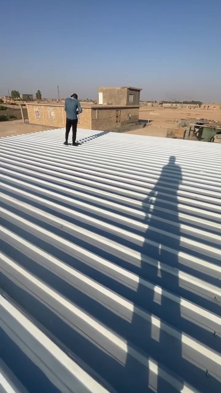جاهزون لعمل جميع  انواع الاسقف والمضلات من السندوج بنل ومضلات ال كيسبان والجينكو
عمل مضللت كيسبان + جينكو 
عمل اسطح السندويج + عمل كرفانات سندويج

#وبانسب_لاسعار     #الواصل ***********
