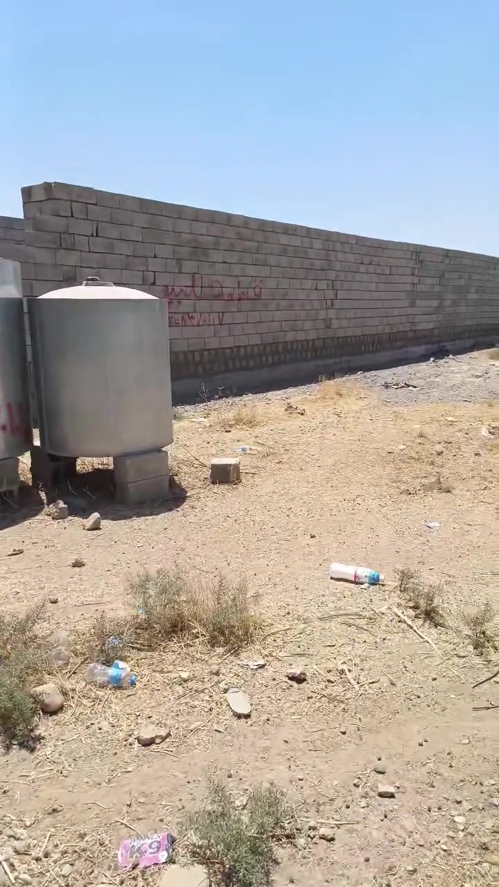 قطعه ارض للبيع
مساحة 180متر
عنوان حي بدر 
خدمات متوفر 
التفاصيل مراسلة 
الهاتف :***********

