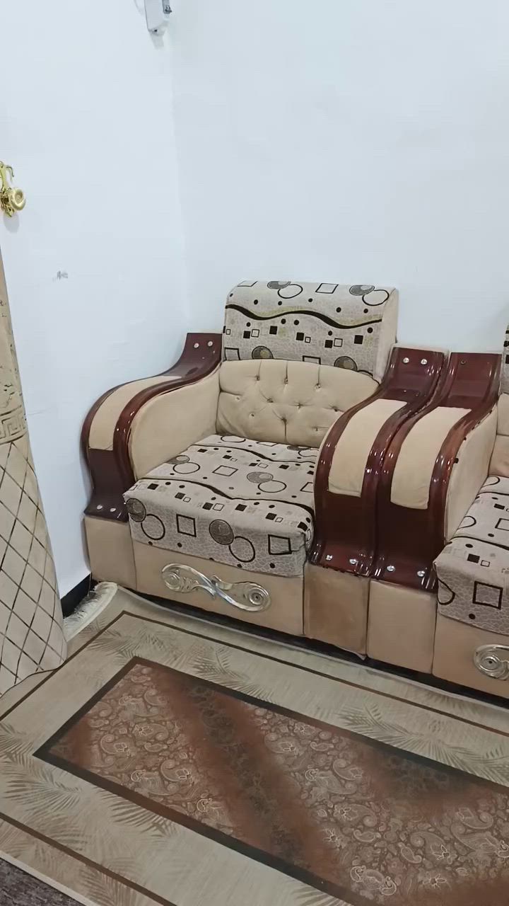 سلام عليكم قنفات للبيع سعرهن 150وبيهن مجال


**إذا كنت صاحب هذا الإعلان وتريد حذفه لأي سبب، رجاءا أرسل رسالة إلى الدعم الفني**