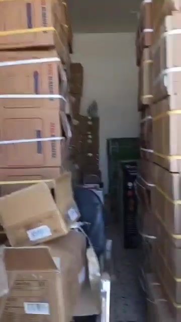 لكثرة الطلب عليها تم تكرار الموديل الأكثر من مره #احجزوا_الان مبرده كونفيره ا الاصلية 
التقنية الافضل للمبردات 

دفع هواء قوي جدا
شلال ماء مع واتر بمب سريع الدفع 
تقنية الانفيرتر ( صرف اقتصادي اقل من نصف امبير ) 
  
إرتفاع 100
عرض 45

105
*

عددد يلي بقى 230