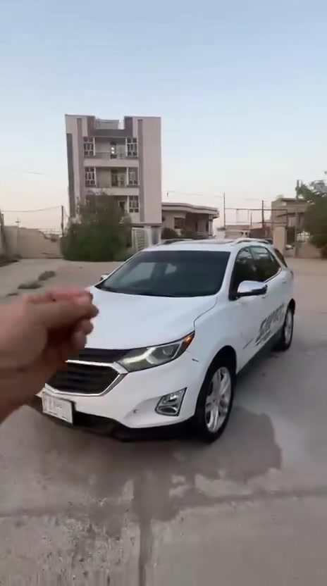 🚘 للبيع | شفروليه إيكونكس Premier 2019 🚘
✨ رقم واسط – فول مواصفات (Full Option)

🎨 اللون: أبيض

⚙️ المحرك: 2000 تيربو

💰 السعر: 128 ورقه (يوجد مجال بسيط جدًا)

المواصفات:

✅ سقف بانوراما

✅ كشنات جلد فاخرة

✅ كشنات تدفئة وتبريد

✅ ستيرن تدفئة

✅ رادار أمامي

✅ رادارات خلفية وجانبية

✅ نظام دفع رباعي (4WD)

✅ شحن لاسلكي (Wireless Charging)

✅ شاشة تاتش كبيرة

✅ تشغيل بصمة

✅ جنطة كهربائية

✅ كشنات ميموري

✅ نظام صوت BOSE الأصلي

✅ تبريد ثنائي (Dual Zone A/C)

📌 ملاحظات مهمة:

✔️ السيارة بدون تبديل أي قطعة.

✔️ ضرر أمريكا كان صبغ ربع البنيد والجاملغ الامامي  بارد بسيط 

✔️ توجد بعض الملاحظات البسيطة في البودي الخارجي، ولا تؤثر على أداء السيارة أو استخدامها.

*جاملغ الخلفي بارد ويوجد ضرر بدون تصليح في بيبان الصفحه اليمنى بدون تصليح 

🚗 السيارة فل مواصفات إلى آخر خيار، جاهزة للاستخدام ولا تحتاج أي مصروف.

💵 السعر: 128 ورقه مع وجود مجال بسيط جدًا للجادين فقط.

❌ بيع فقط، بدون مراوس أو تبديل.

واسط الكوت 

📞 للاستفسار والتواصل:

***********
