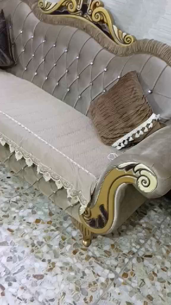 بيع مستعجل غراض جديده سبب البيع الانتقال عنوان بغداد الجديده
طباخ 275
غرفه 700
غرفه نفر 225
تخم250
ثلاجه 200
الغراض بيهن مجال بسيط الشراي لايكسر بسعرهن


**إذا كنت صاحب هذا الإعلان وتريد حذفه لأي سبب، رجاءا أرسل رسالة إلى الدعم الفني**