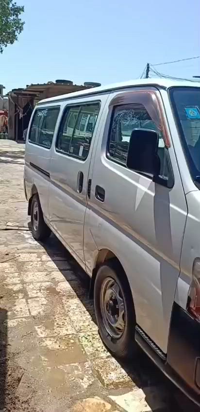 سلام عليكم اخوان نيسان 2009 سياره حلوه وجاهزه سياره كفاله 
العنوان البصره الحيانيه 
رقم ***********
