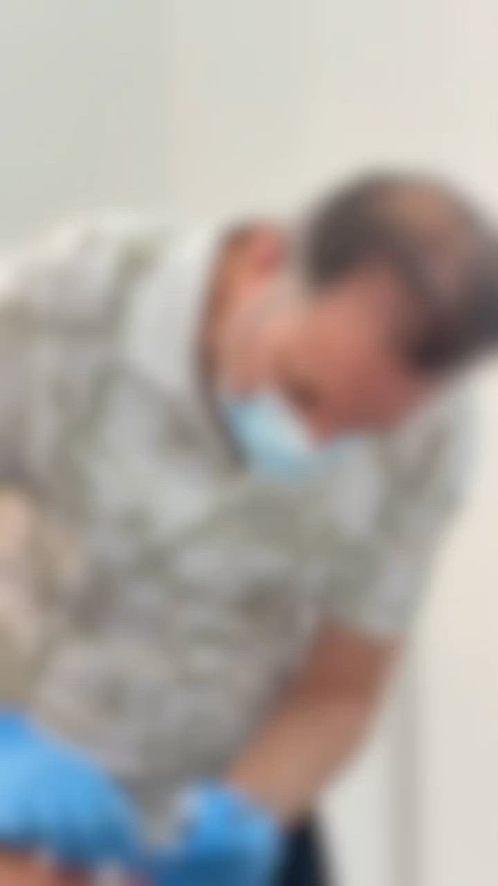 تصحيح التصاق الأذن… تفاصيل صغيرة تصنع فرق كبير
‎عملية تصحيح الأذن البارزة هي إجراء تجميلي بسيط يهدف إلى إعادة تشكيل الأذن وجعلها أقرب للرأس بطريقة طبيعية ومتناسقة 👂
‎🔹 بنتائج دائمة
‎🔹 بثقة أعلى ومظهر أجمل
‎
‎الإجراء يتم بدقة عالية، مع الحفاظ على الشكل الطبيعي للأذن 👌
‎
‎عيادات بيرفكت للتجميل والليزر
‎ 
‎📍 الرمادي، شارع البريد، مقابل بريد و اتصالات الانبار
‎
‎للحجز وللأستفسار
‎الاتصال على الارقام التالية:
‎ ***********
