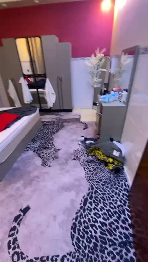 غرفة نظيفة مصار اهوي من اخذناها ٤٥٠ قفل مكان الكريعات


**إذا كنت صاحب هذا الإعلان وتريد حذفه لأي سبب، رجاءا أرسل رسالة إلى الدعم الفني**