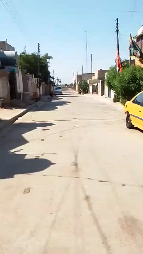 السلام عليكم بيت للبيع مساحه 80) سكلات شارع المدارس 13 البيت بظهر شارع 20 البيت طابق ونص سعر مناسب(33)رقم نبي واتساب ***********
