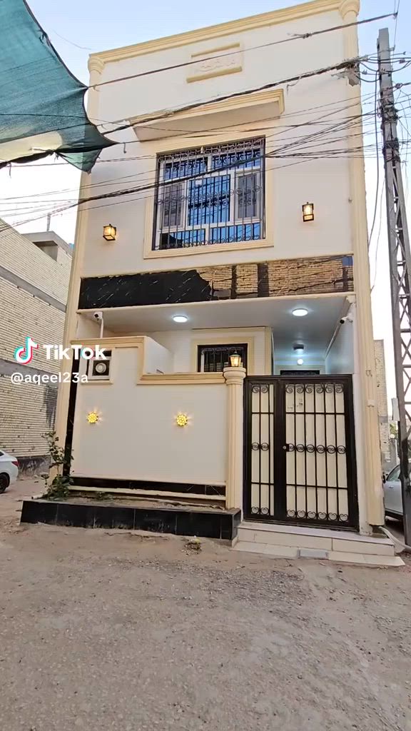 يا الله
السلام عليكم ورحمة الله وبركاته 
بيت للبيع 50 متر طابقين ونص بناء طابوق درجة اولى 
الموقع مميز 📍
شارع مستشفى الكفيل شارع الأمراء طريق الزوار يصلح سكن أو حسينية ينباع مع الأثاث أو بدون اثاث 
طابو زراعي سند 25 إقرار محكمة مباشر مع صاحب الأرض 
تتوفر كافة الخدمات حسب ماموضح بل فيديو للٕاستفسار أكثر الاتصال على الرقم التالي *********** رعد الغراوي يوجد وات ساب
