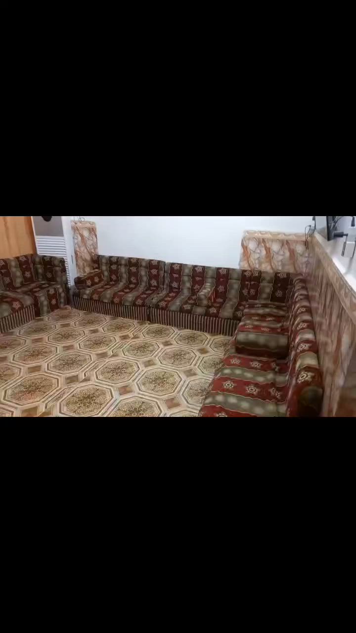 سلام عليكم قنفات للبيع 8 قطع مكان بصره / ***********
