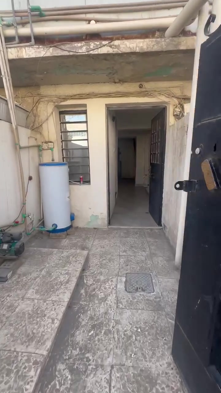 مشتمل

شارع يربط بين الاميرات شارع الرؤساء والملوك وبين اليرموك

للايجار

900 الف فقط وبيه مجال بسيط

سعر مناسب

للاستفسار : ***********
***********

#يرموك #ايجارات
