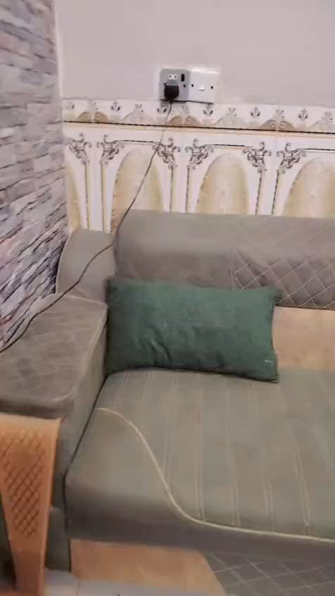سلام عليكم ثلاجه ومجَده جنرال 350 وبيهه مجال وتخم 300 البيع مكان بغداد الشعب حي البساتين رقم *********** ٪***********
