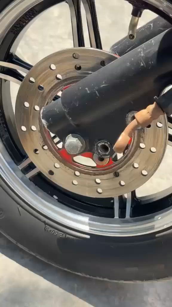 سلام عليكم ماكس عدله مال لعب الدرجة بيه كور ومكينه جبيره وهاون ونكره سلف مكل وقت ويل وتاير جديد وقبق فلاوين وقطره ودبل خلفي وكلجات اصلي والدرجه هاون مكانه بغداد الزعفرنيه رقمي ***********
