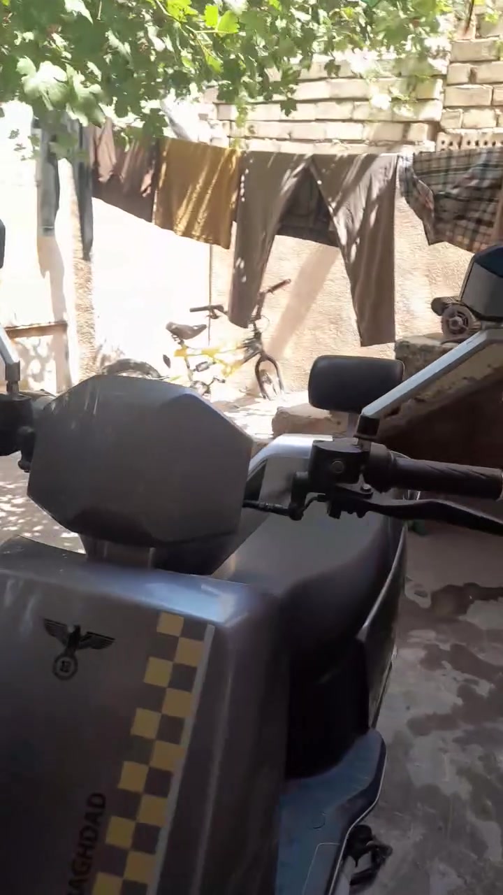 سلام عليكم شياب دراجه شحن البيع نوع الريان  ام  عيون جيل الثاني  الحديث كل  نقص مابيها كلها كامله وجاهزه /مواصفاتها

بطاريات عدد (6) كبار دبل
النوعيه(الريان/ RAYAN)
3سرعات
تحمل شخصين
تشغيل  نضامين بصمه او سويج🥇
سرعه الدراجه70
تتحمل وزن عالي جدا
نضام  تشغيل عن بعد
نضام السرقه
تمشيك (50) كيلو
لون الدراجه مميز كلش
كلوب لد ابيض عالي ناصي
استان صفح
استان تعليك
ستعمال شهر 

اي استفسار اتصال ✅👇

***********

مكاني بغداد الدوره
السعر 750
