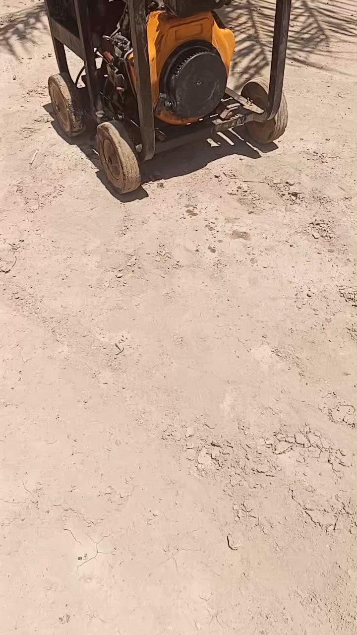 سلام عليكم مولده للبيع  شوفت عينك حبل واحد تشتغل *********** نظيفه
