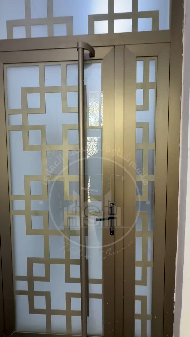 � شقة للإيجار في البصرة – حي القضاة

فرصة مميزة للسكن الهادئ والمريح ✨

🔹 الموقع: البصرة / حي القضاة – خلف مدينة ألعاب جلفار
🔹 الطابق: أرضي (سهل الوصول ومناسب للعوائل)
🔹 المساحة: 100 متر مربع

📌 تتكون من:
• غرفة نوم واسعة
• صالة مريحة
• صحيات حديثة

💧 الخدمات متوفرة بالكامل:
✔️ ماء حلو
✔️ ماء مالح
✔️ منظومة كاميرات مراقبة
✔️ بوسترات (مضخات) لتقوية ضغط الماء

مناسبة للعوائل الصغيرة أو الموظفين، موقع هادئ وقريب من الخدمات.

📞 للاستفسار والحجز:
***********
