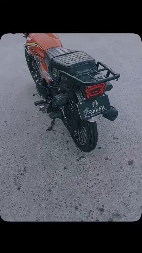 السلام عليكم ورحمة الله وبركاته..
متوفرة دراجة سونلك 200cc موديل 2025 للبيع، الدراجة بحالة جيدة ومستخدمة استخدام محترم، جاهزة للاستخدام اليومي والسفر وما تحتاج أي مصروف، والمحرك ممتاز وأداؤه قوي.
✅ موديل 2025
✅ محرك 200cc
✅ حالة جيدة
✅ جاهزة للاستخدام

📍 الموقع: الأنبار - الفلوجة
💰 السعر المطلوب: 875 دينار عراقي فقط 🤝 يوجد مجال بسيط للجادين بعد المعاينة
📞 للتواصل: ***********
مراوس وبيع، والرزق على الله، والرجاء من الإخوة الجادين فقط التواصل، والسموحة من أصحاب السومات البعيدة عن السعر.
