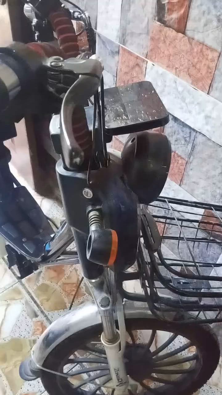 للبيع بدون بطاريات جديدة


**إذا كنت صاحب هذا الإعلان وتريد حذفه لأي سبب، رجاءا أرسل رسالة إلى الدعم الفني**