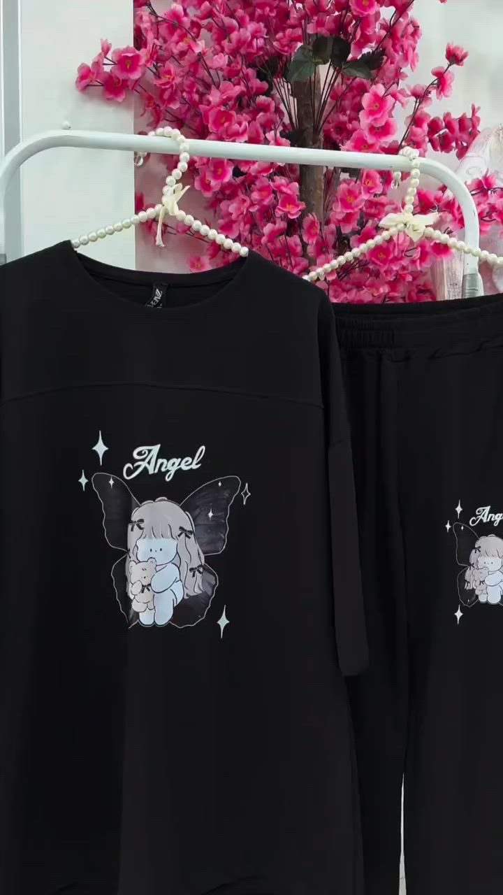 بنات سوت نسائي آخر قطع
القياسات 
L. XL. XxL. 
سعره 15 
توصيل داخل سماوه 2000


**إذا كنت صاحب هذا الإعلان وتريد حذفه لأي سبب، رجاءا أرسل رسالة إلى الدعم الفني**