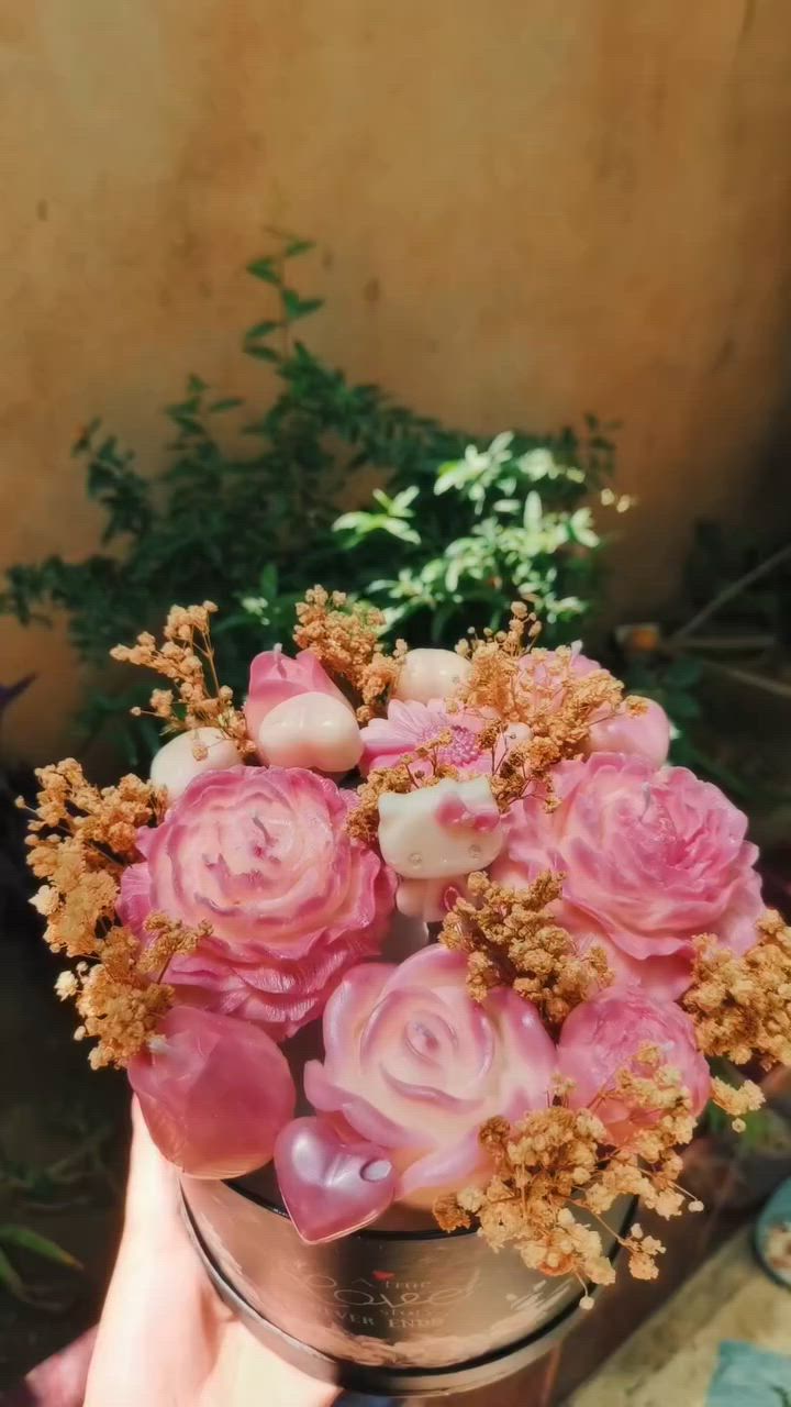 Pink vibes only 🌸
. 
. 
. 
. 
#explore #explorepage #fyp #reels #love


**إذا كنت صاحب هذا الإعلان وتريد حذفه لأي سبب، رجاءا أرسل رسالة إلى الدعم الفني**