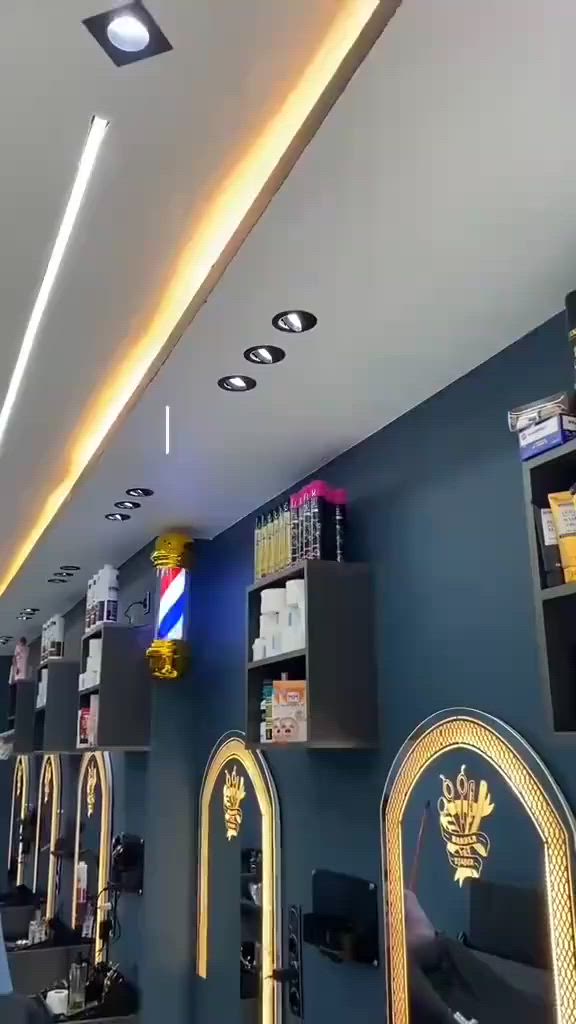 ✅طلبية تع زبون وش رايكم فيها رأيكم يهمنا 👇🏻
   Client satisfait 😌    r ❤️ 
✅5 Miroir LED ⚪Bouton logo 
توصيل متوفر 🚛 مجاني لمكتب توصيل 58 ولاية 
تواصلو معنا عبر الصفحة او اتصل بنا على الرقم 👇🏻.     
           0775388028 ☎️ 

#صالون #صالونات_رجالية #صالونات_نسائية #حلاقة #حلاق #صالونات_فخمة #ديكور #ديكورات #ديكورات_منازل #تصميم_داخلي #تصميم_ديكور #محل #محلات #محلات_تجارية #ديكور_محلات #تنسيق_محلات #تصاميم_محلات #فخامة #فخامة_التصميم #أناقة #لمسة_جمالية #تصميم_عصري #ديكور_مودرن #تنظيم_محلات #صالونات_حديثة #مظهر_راقي
#salon #interiordesign #decor #homedecor #shopdesign #modernstyle #luxurydecor #elegantdesign #beautyspace #storedecor #haircut #hairdesign #interiors


**إذا كنت صاحب هذا الإعلان وتريد حذفه لأي سبب، رجاءا أرسل رسالة إلى الدعم الفني**