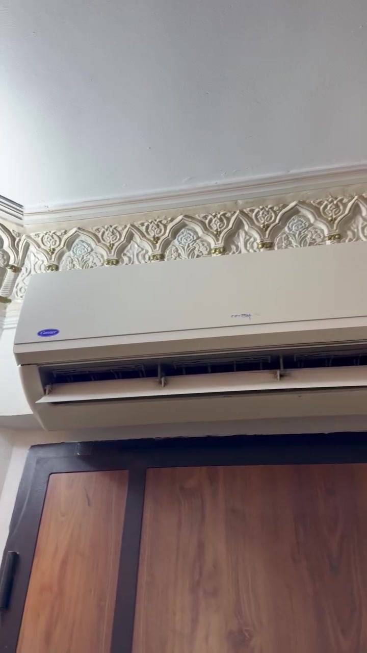 مكيف Carrier سبليت 2 طن للبيع
* الماركة: Carrier الأصلي✅

* السعة: 2 طن (24 ألف BTU)

* كمبريسر T3 مناسب لحر العراق

* غاز R22 ثلج🥶

* تبريد وتدفئة

* الكهرباء 220-240 فولت

* المكيف شغال بكفاءة ممتازة 

*الغاز محفوظ داخل الوحدة الخارجي

* تم فكه بسبب استبداله بمكيف انفيرتر

* الوحدة الداخلية والخارجية نظيفة وحالتها جيدة.

* جاهز للتركيب.

* البيع مع كامل الوحدتين.

الموديل:

42QCF024733 / 38QCF024733

السعر: (350 الف)

للاستفسار واتساب 

***********
