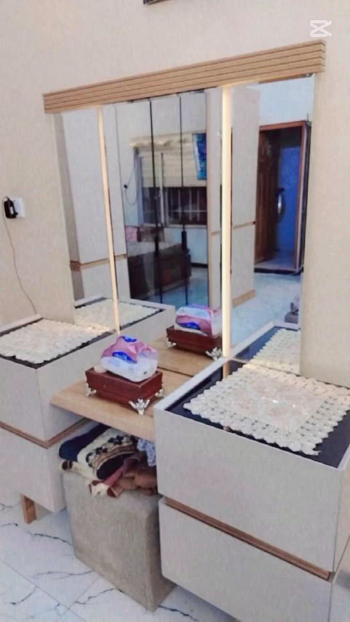 غرفه نوم اخت الجديده نضافه 90٪100 ماصار شهرين من مشتريتها متكونه من 6 قطع فوول فوول المواصفات😍😍 سعرها 3ملاين 💸و بيها مجال 😌


**إذا كنت صاحب هذا الإعلان وتريد حذفه لأي سبب، رجاءا أرسل رسالة إلى الدعم الفني**