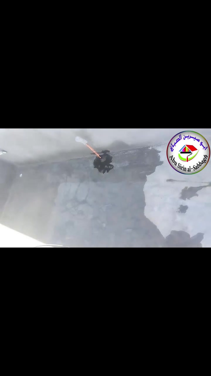 ماده بوريثان عازله للرطوبه واشعه الشمس  افضل عازل ومنتج عالمي. مع الضمان الحقيقي 💯💯

يحمي من تسرّب المياه،الامطار و الرطوبة ذو أساس مائي متين و مرن جداً.
  يعمل على البنايات ذو السطح الاسمنتي.
مصنــّع خصيصاً لملاقاة الظروف الجوية الخاصة بمنطقة الخليج و الشرق الأوسط.
خصائص المنتج المختلفة :-
🔹متانة متميزة وفائقة لحماية الاسطح.
🔹مقاومة للماء والامطار.
🔹مرنة اذ أنها تتمدد وتتقلص مع تغير درجات الحرارة .
🔹تتمتع بدرجة عالية من الالتصاق بالمادة الخاضعة لفعلها.
🔹مقاومة للأشعه فوق البنفسجية ومصنعة بشكل يلائم حماية مادة البوليوراثان من التلف جراء الأشعة.
🔹ماده اكرليك تعزل المياة ١٠٠٪‏  وتعكس اشعه الشمس
رقم الهاتف:
*********** 

*********** 

#لاشهرالمعالم_واجمل_البيوت
